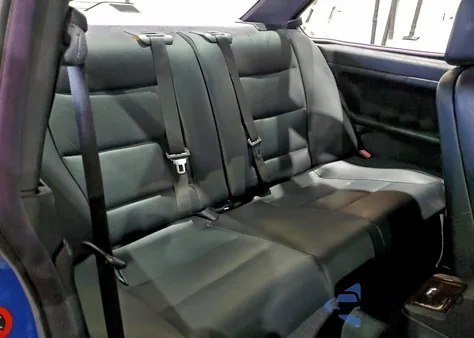 1997 BMW M3 z USA, uszkodzony, nr VIN WBSBG9320VEY75541